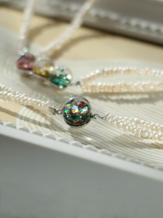 Holiday Snowball Pearl Bracelet