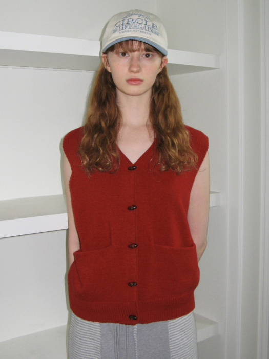 WOOL CLASSIC KNIT VEST (RED)