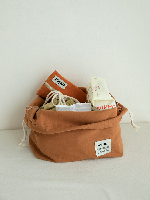ouior chubby string pouch_maple