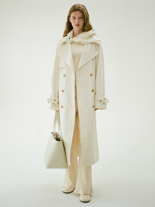 FW23 Aran Trench Coat Chalk