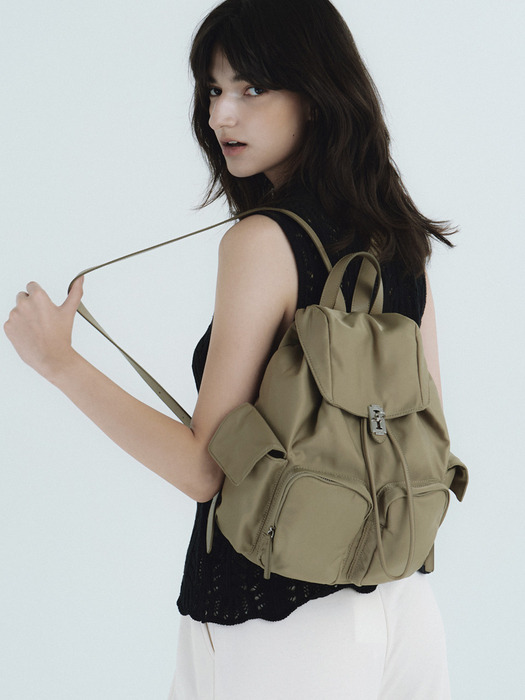 Hey Double Pocket Backpack M (헤이 더블 포켓 백팩 미듐)_2colors