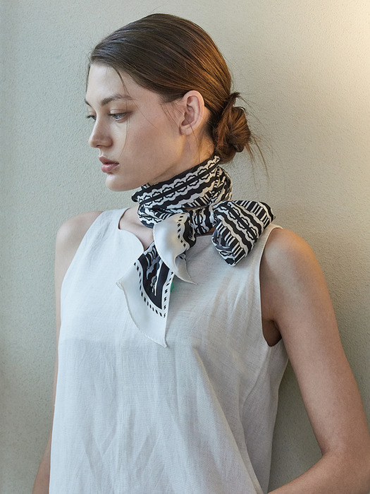 Anatomy Long Petit Silk Scarf [PML-1403]