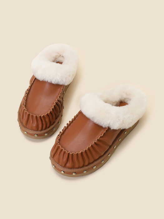 Point fur mule(brown)_DG2CW24703BRN