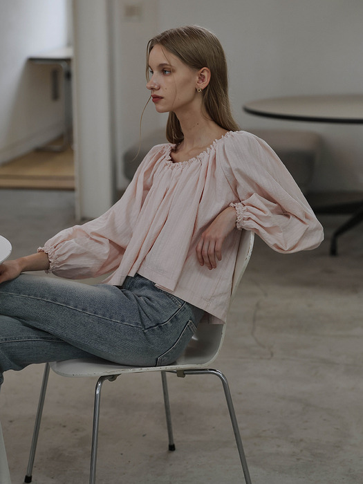 Della Shirring Off Shoulder Blouse [Pink]