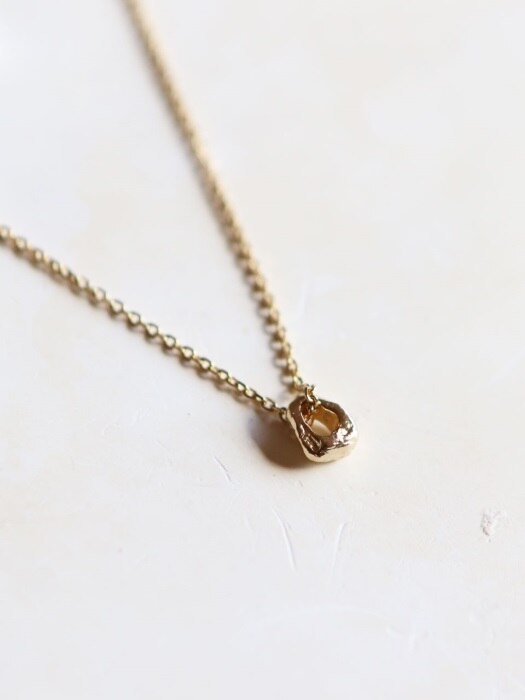 Tiny gold ring necklace