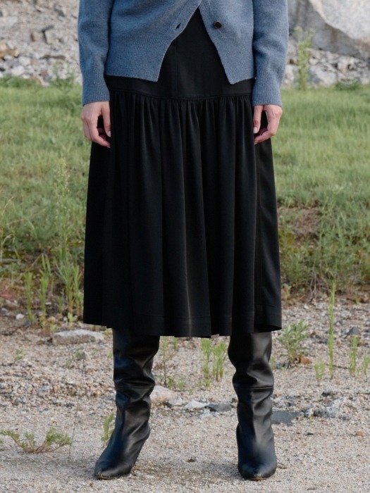 shirring back-banding skirt (black)