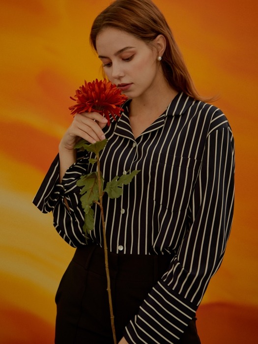 iuw474 striped pocket blouse (ivory)