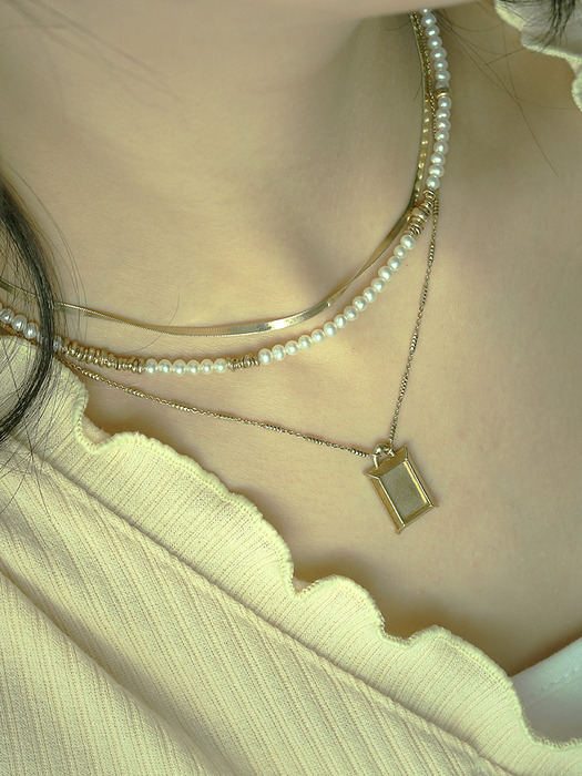Flat snake necklace