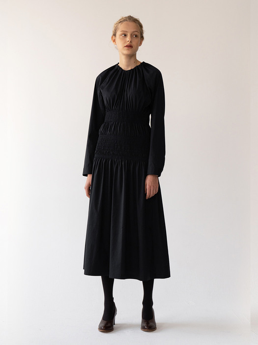 [FW20 ESSENTIAL] Double Smocked Dress Navy