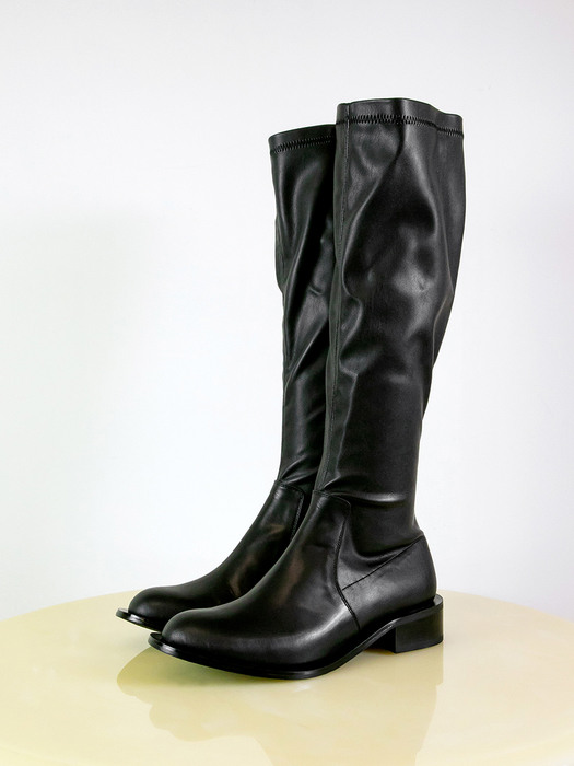 Almond stretch high boots | black