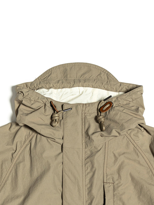 PROTECTIVE FIELD PARKA / BEIGE WASHER