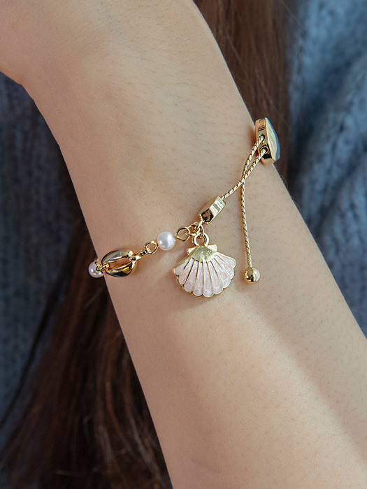 Pink Clams Bracelet