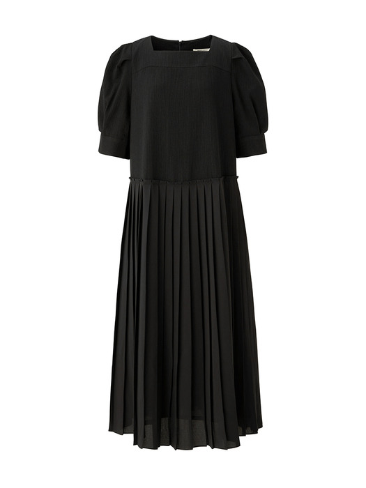 Square neck pleated dress - Black
