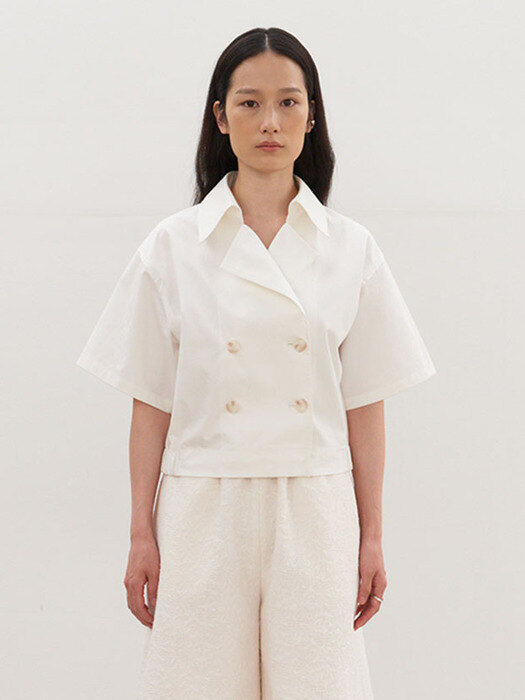 Trench short button jacket_white