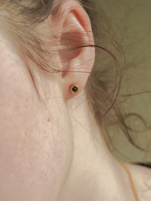 dot Earring (gold)