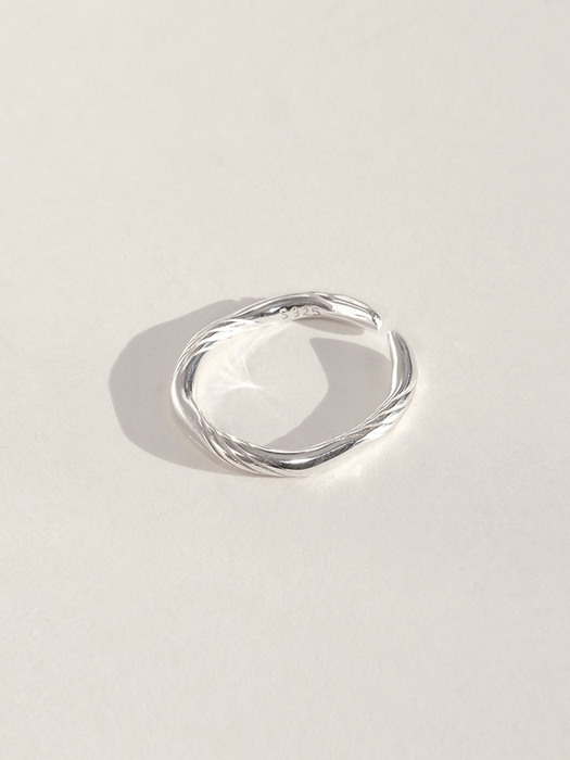 Gentle Flow Ring (silver925)