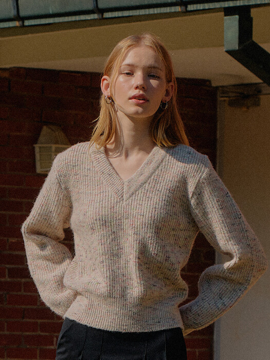 V CASHMERE KNIT_IVORY