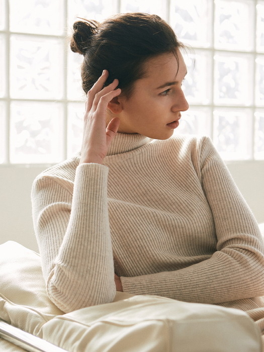 SLIM RIBBED TURTLENECK KNIT_CHARCOAL