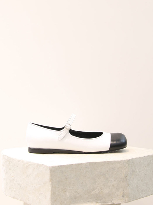 Lua Mary Jane Flats Leather White (Two tone)