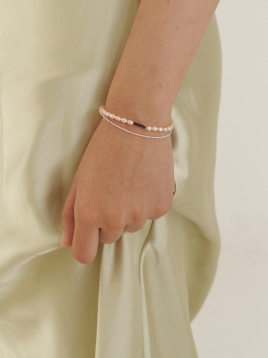 Pure Love Pink Pearl Bracelet