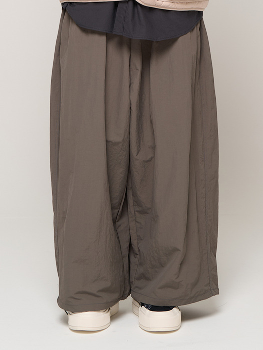 CB WIND ANORAK STRING PANTS (CHARACOL)