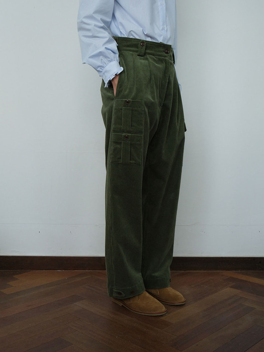 The Corduroy Cargo Pocket Pants Khaki_ F234PT02