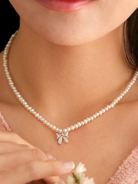 Heart ribbon pearl Necklace