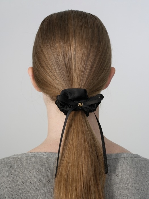 ribbon charm scrunchie (satin) - black (S)