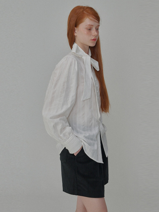 Puff Sleeve Tie Cotton Blouse_White