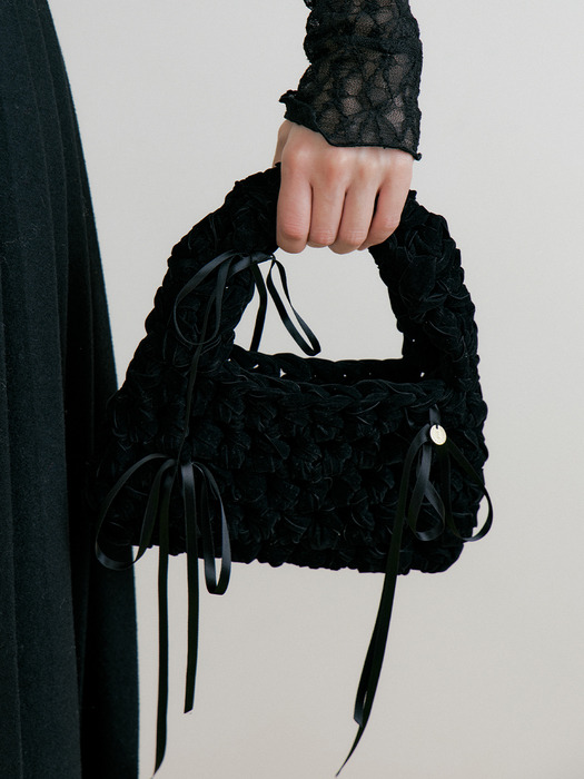 Flocking Croche Handmade Bag (black)