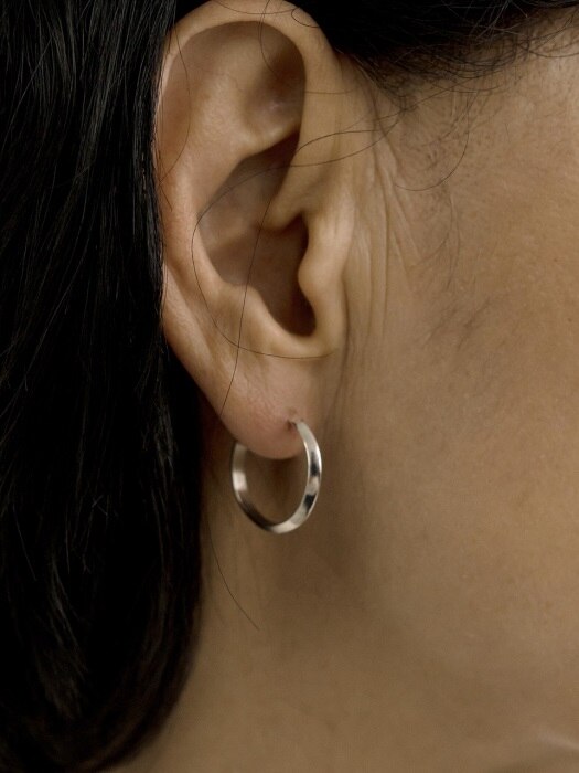 Line thin earring