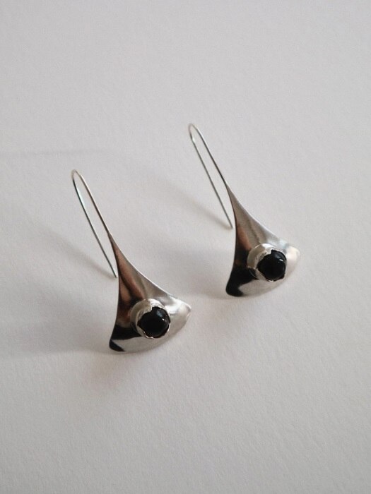 see the unseen_earring 12_silver