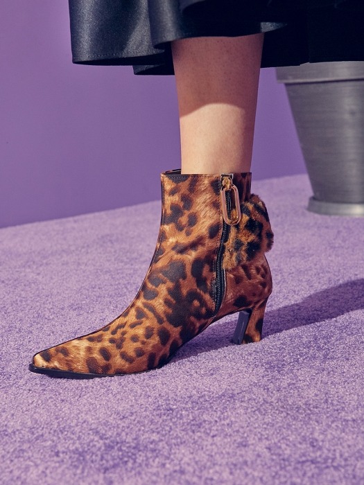 Leopard Pattern Fur Boots