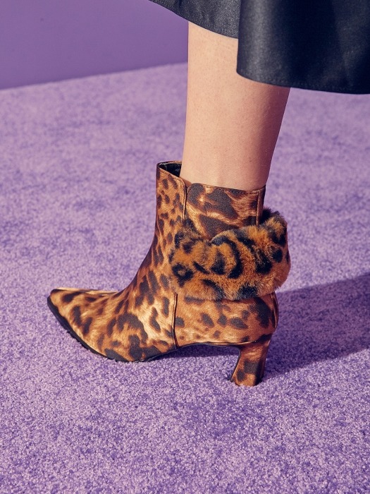 Leopard Pattern Fur Boots