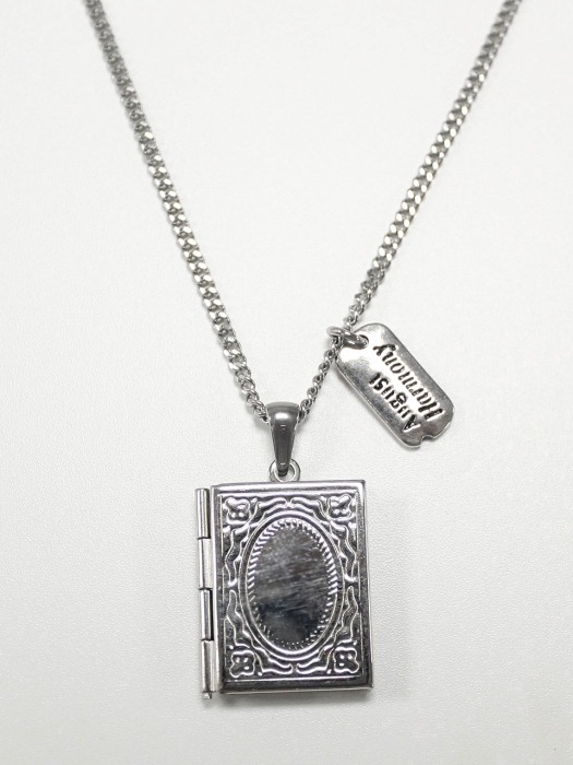 Vintage frame necklace (Silver)