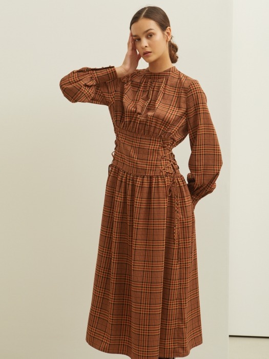BROWN CHECK RIBBON LONG DRESS (브라운 체크 리본 롱 드레스)