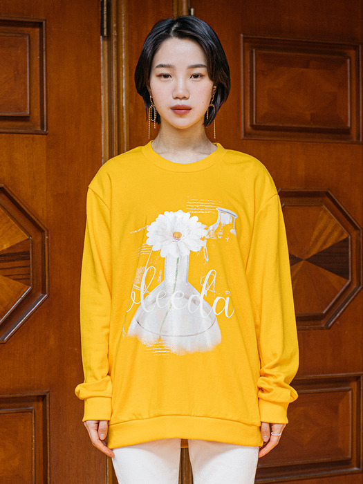 yellow daisy sweatshirts