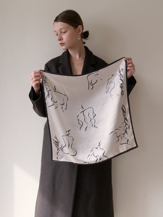 Indiscrete drawing scarf