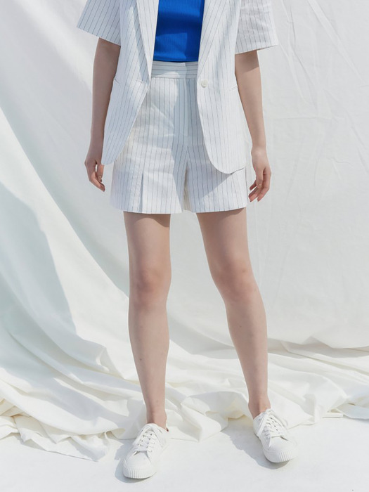 Linen Stripe Short Pants - White (KE0521M010)