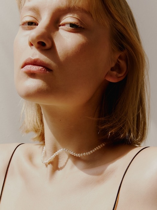 Pearl Wave Choker