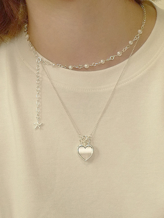 Heart Clover Mirror Necklace (White, Vintage)