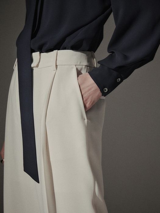 [Drama Signature] Pleated Semi-Wide Trousers_2color
