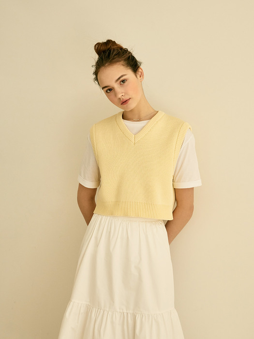 V-neck Crop Knit Vest (Yellow)