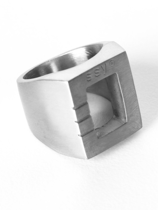 SQUARE OURLINE RING (SURGICAL STEEL)