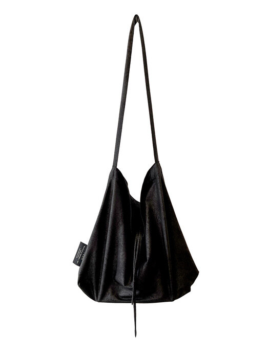 Veda Shoulder Bag Crack / Black