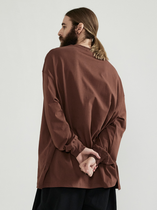 CB OVERFIT ROUND LONG SLEEVE  (BROWN)