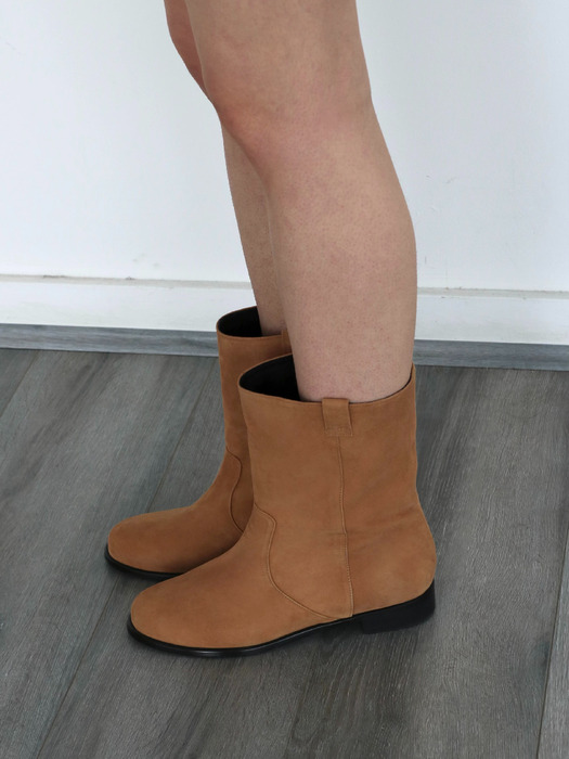 suede round half boots (brown)