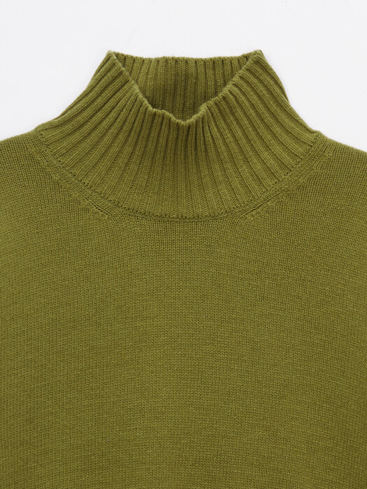 CLASSIC TURTLE NECK CROP PULLOVER_OLIVE