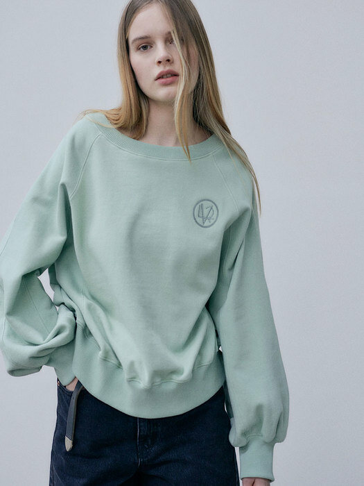 Boat-neck Volume Sweatshirt SW3SE128-31