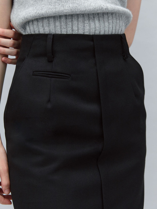 lip pencil skirt (black)